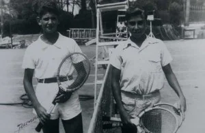 Antiguos socios del Club de Tenis celebran su centenario