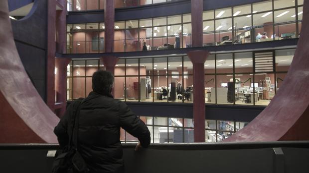 Edificio Torre Triana, que alberga varias consejerías de la Junta