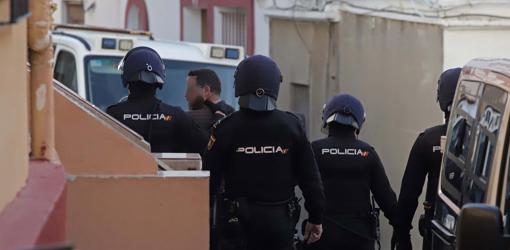 Agentes de la Policía Nacional