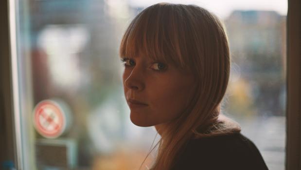 Lucy Rose abandonó el sello Columbia, para girar libre por Sudamérica