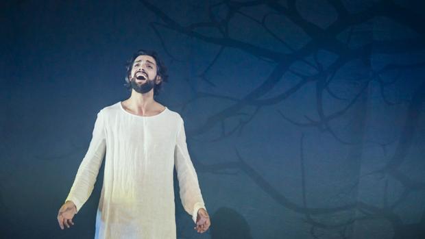 Christian Escuredo encarna a Jesucristo en «33 el musical»
