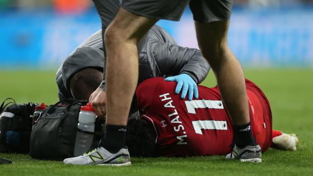 Salah, tras el durísimo golpe con el portero del Newcastle