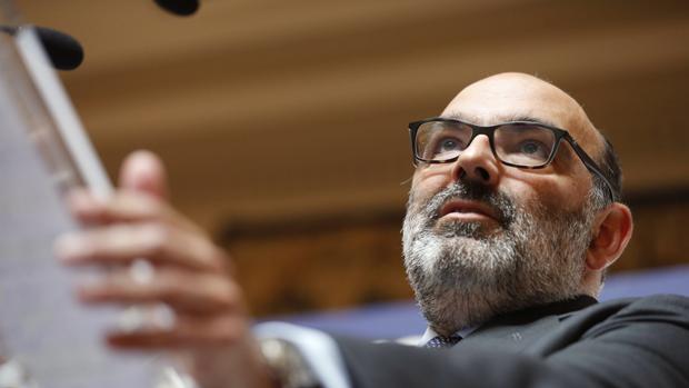 El presidente de Indra, Fernando Abril-Martorell