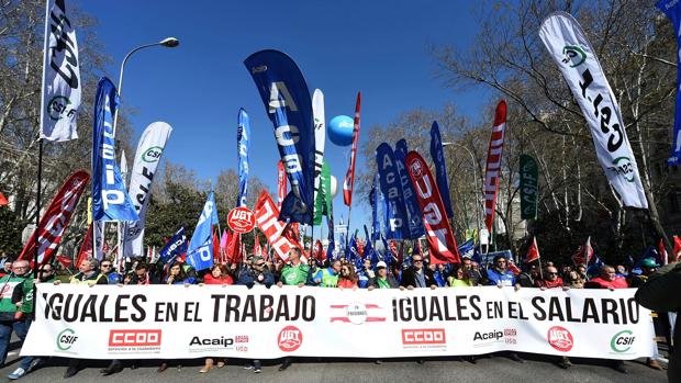 El colectivo de funcionarios de prisiones podría convertirse en un nuevo dolor de cabeza para el Ejecutivo