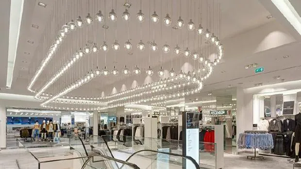 cero Revocación Pelearse H&M renueva su tienda en Gran Vía