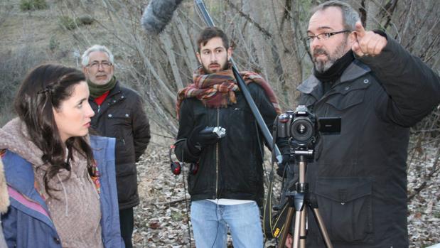 El director, durante el rodaje del tráiler en Luzón (Guadalajara)