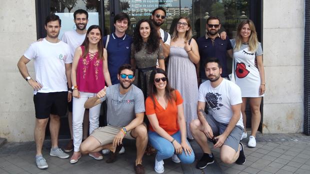 El equipo de Quijote Team junto con miembros de la ONG Kubuka