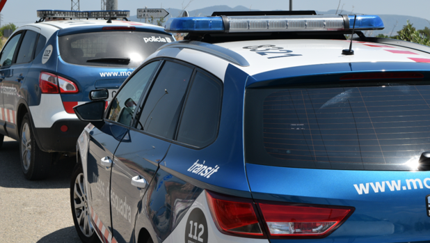 coches de los Mossos en una imagen de archivo