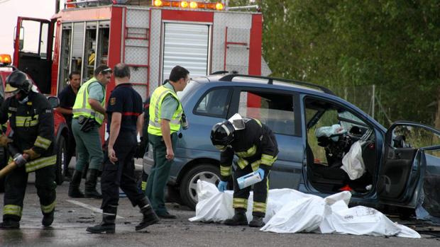 Las carreteras aragonesas segaron la vida de 64 personas en 2018