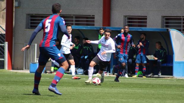Los blabnquinegros son penúltimos en la tabla, a dos puntos del «play-out» y a tres de la salvación