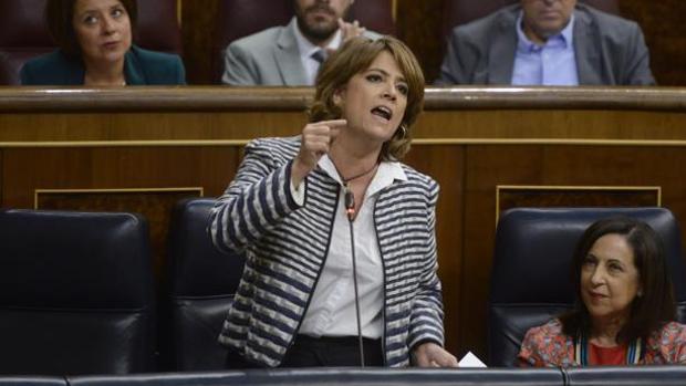 La ministra de Justicia, Dolores Delgado, en un pleno en el Congreso de los Diputados