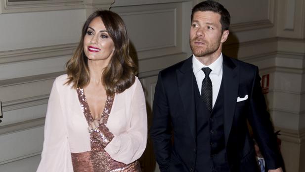 Nagore Aranburu y Xabi Alonso
