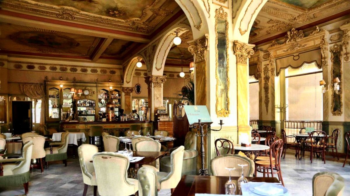 El Restaurante Café Royalty, otra opción para cenar en fin de año en Cádiz. 