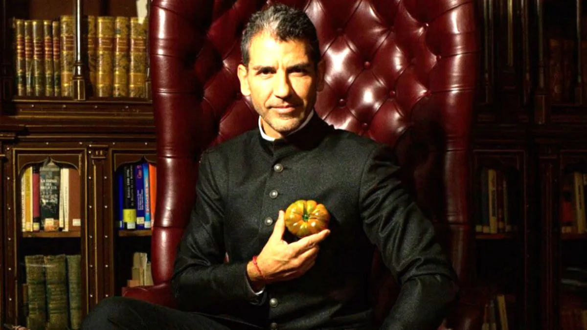 Paco Roncero, Premio Chef L’Avenir 2005, Premio Nacional de Gastronomía 2006, dos Estrellas Michelin y tres Soles Repsol. 