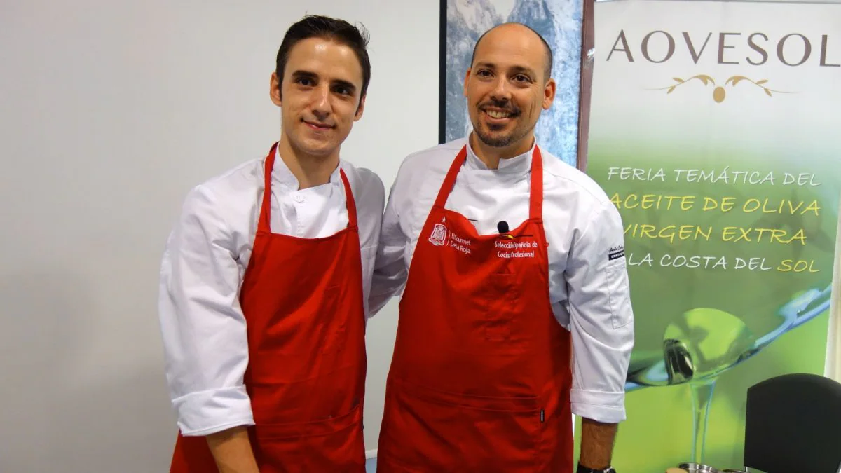 Daniel García Peinado, el cocinero de la Selección, junto a Jesús Arjona, compañero del hotel La Cala de Mijas.