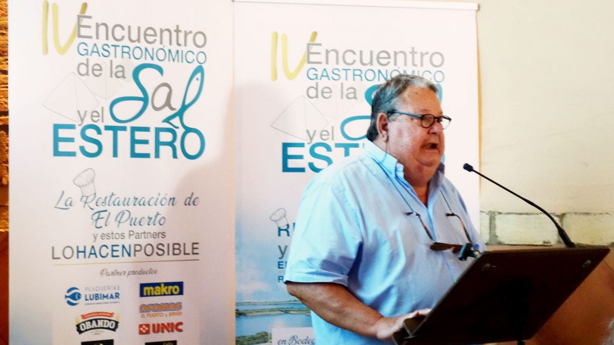 Nicolás Terry, coordinador del evento, durante la presentación en Bodegas El Cortijo.