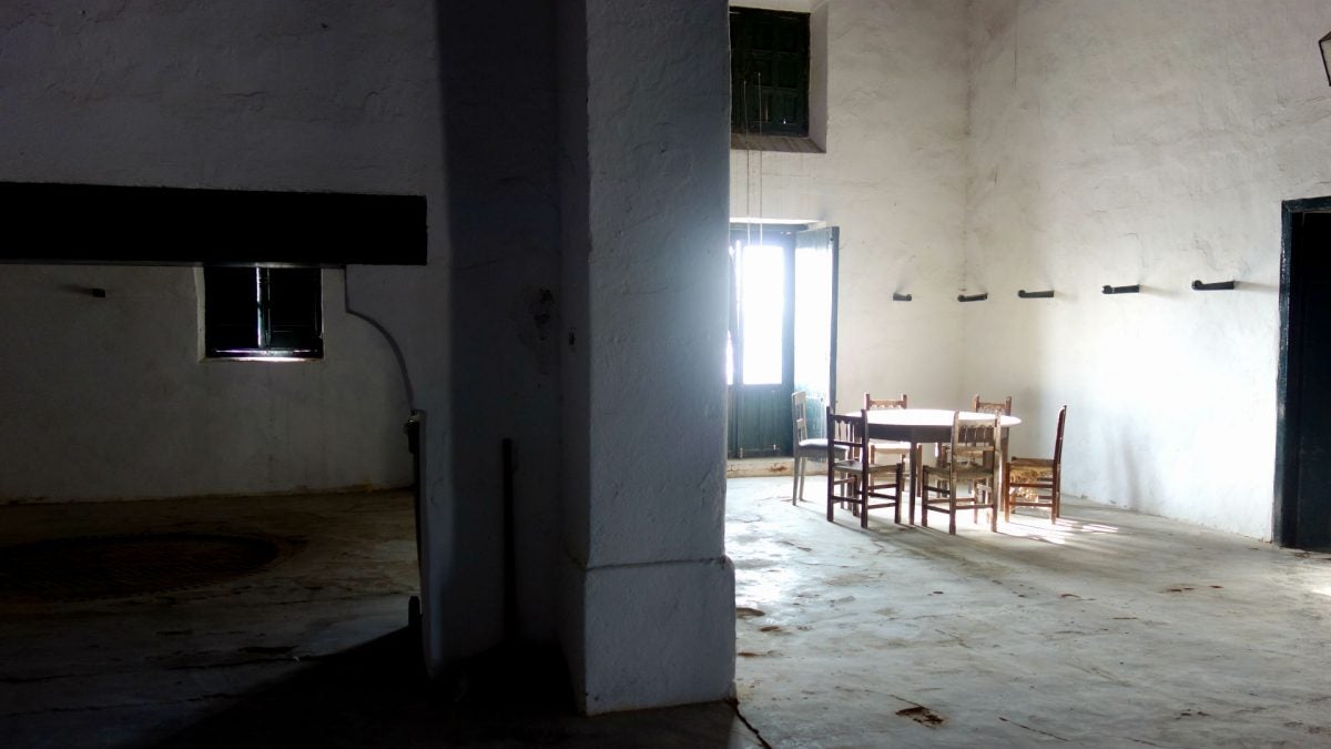 Zona de descanso de los trabajadores en el antiguo lagar de González Byass.