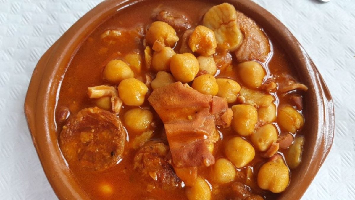 Plato de menudo de Mosto Añina | G.C.