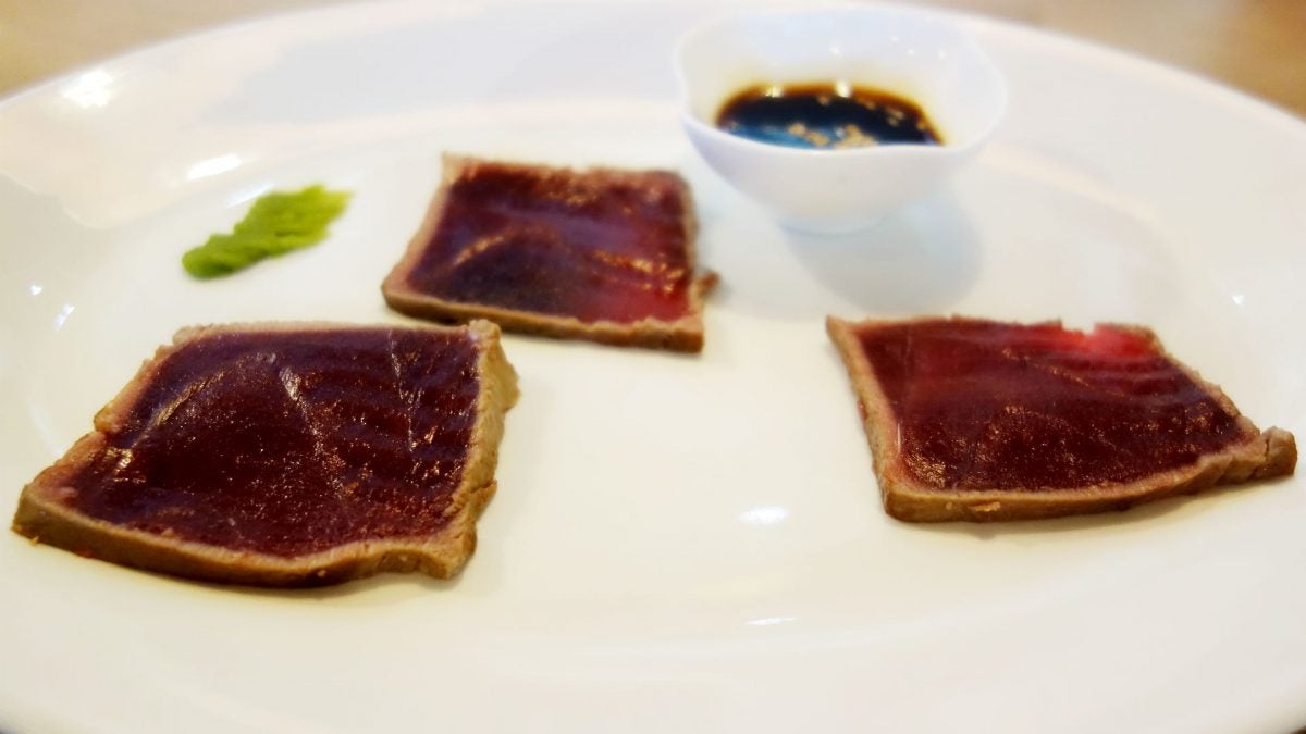 Tapa de tataki de atún rojo de almadraba. | G.C.