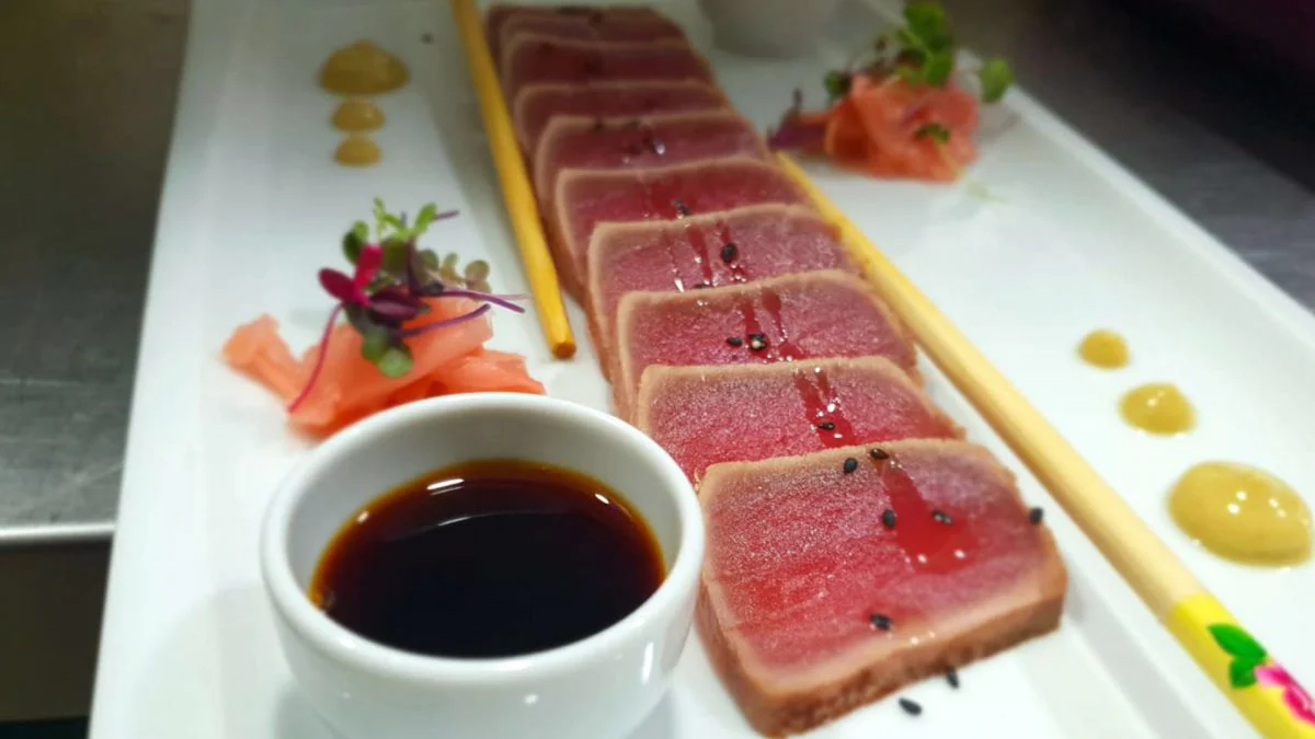Tataki de atún del restaurante El Farito. | Cedida