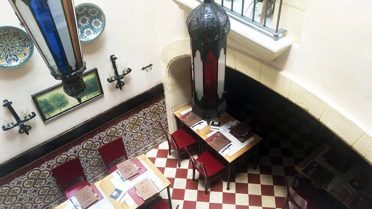 Interior de La Bodeguilla, donde se celebrará el almuerzo.