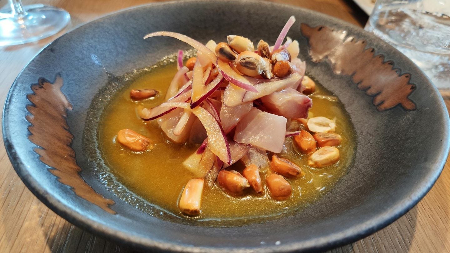 Ceviche de corvina.