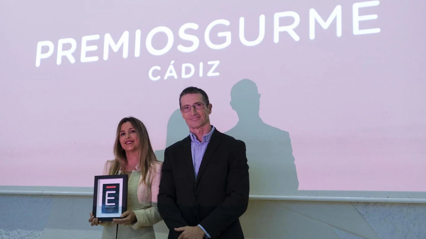 La directora de Comunicación de La Carboná recibió el premio de manos de 