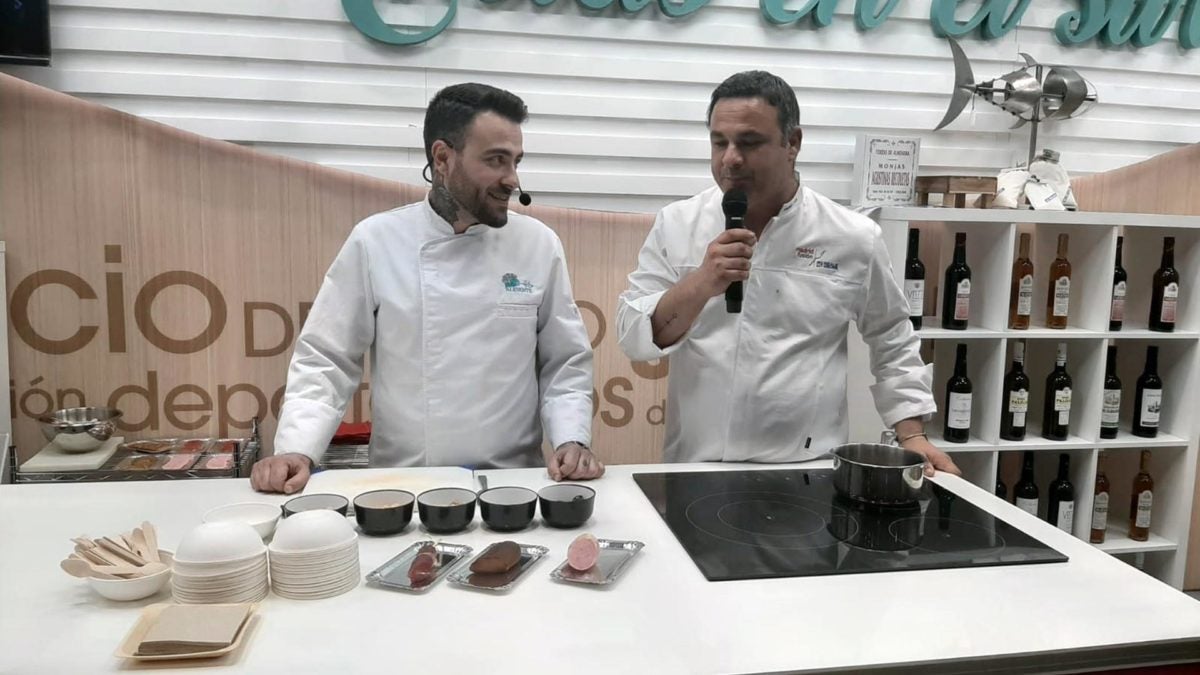 Ángel León, en el stand de Chiclana en Madrid Fusión.