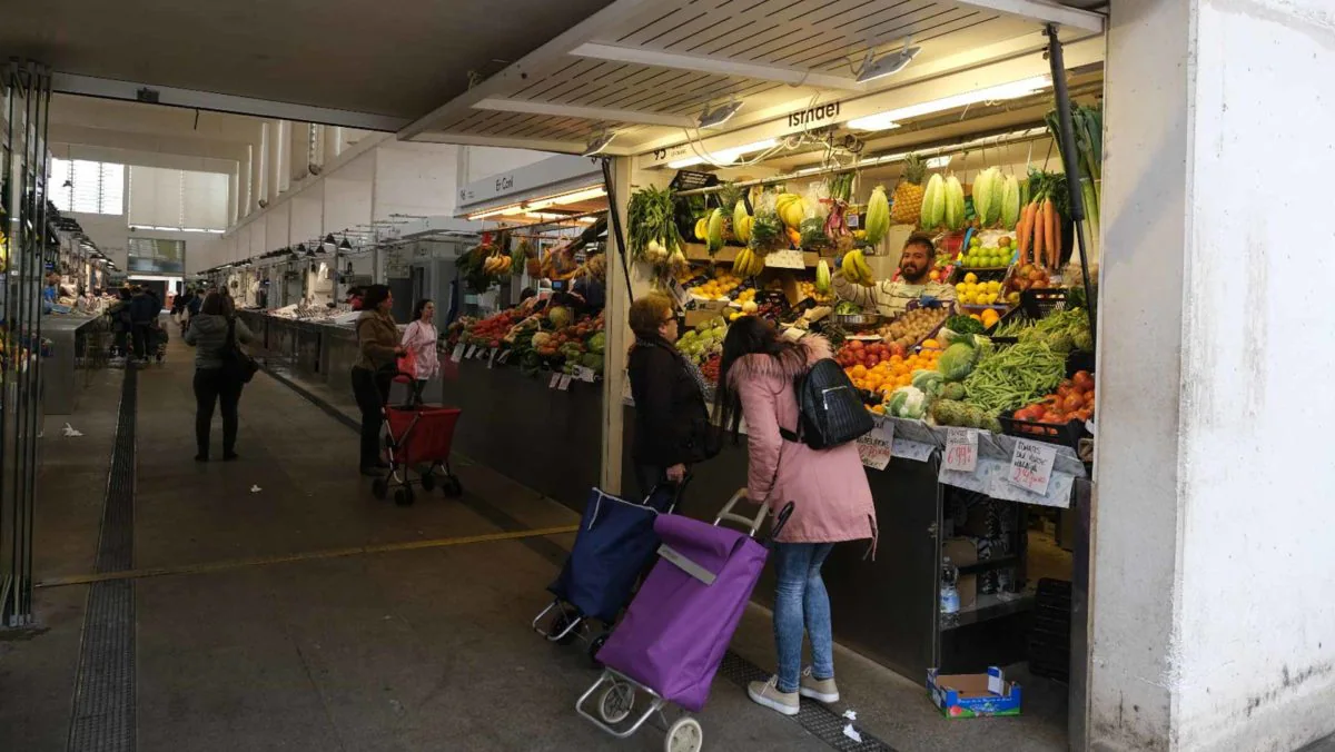 El Mercado de Cádiz lleva el comercio de barrio y tradicional al consumidor. | Foto: Antonio Vázquez.
