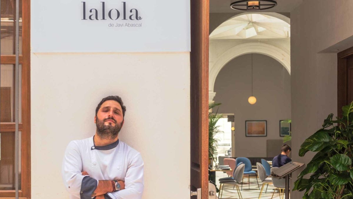 Javier Abascal, de Lalola, en Sevilla, estará en Cooking Almadraba cocinando con Mauro Barreiro. | Foto: Cedida.