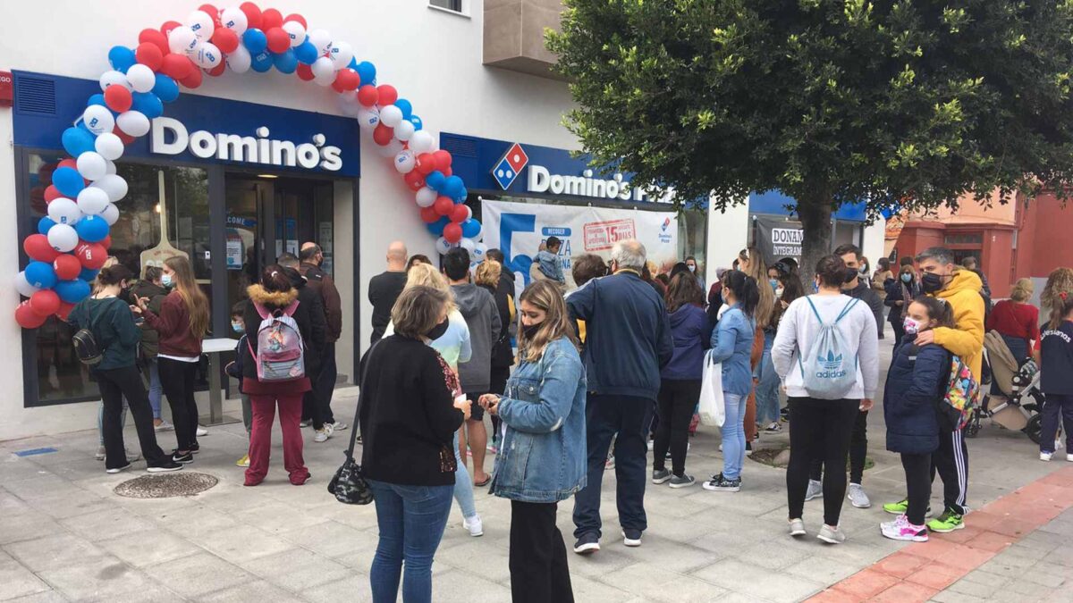 El nuevo establecimiento de Domino's Pizza en Cádiz ya está inaugurado.