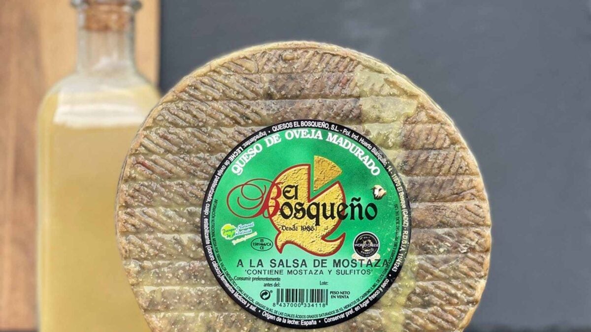 El queso de salsa de mostaza al vinagre de Jerez de El Bosqueño. | Foto: Cedida.