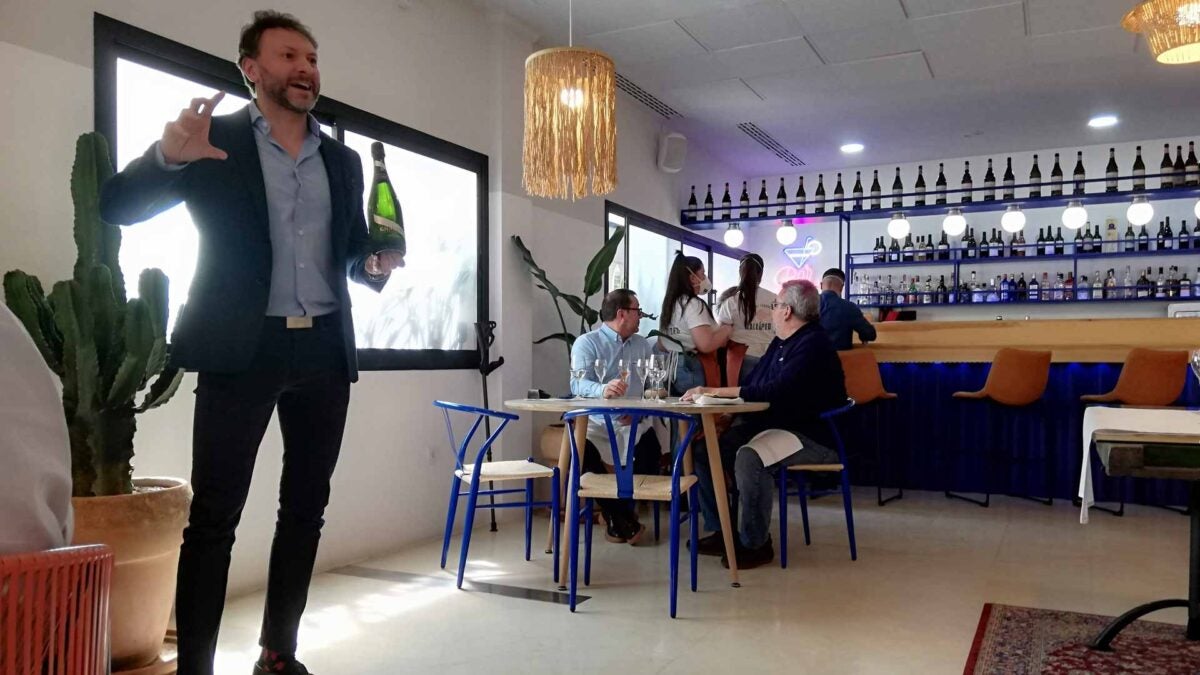 Javier Martínez, de Pernod Ricard, fue el encargado de dirigir el menú degustación.