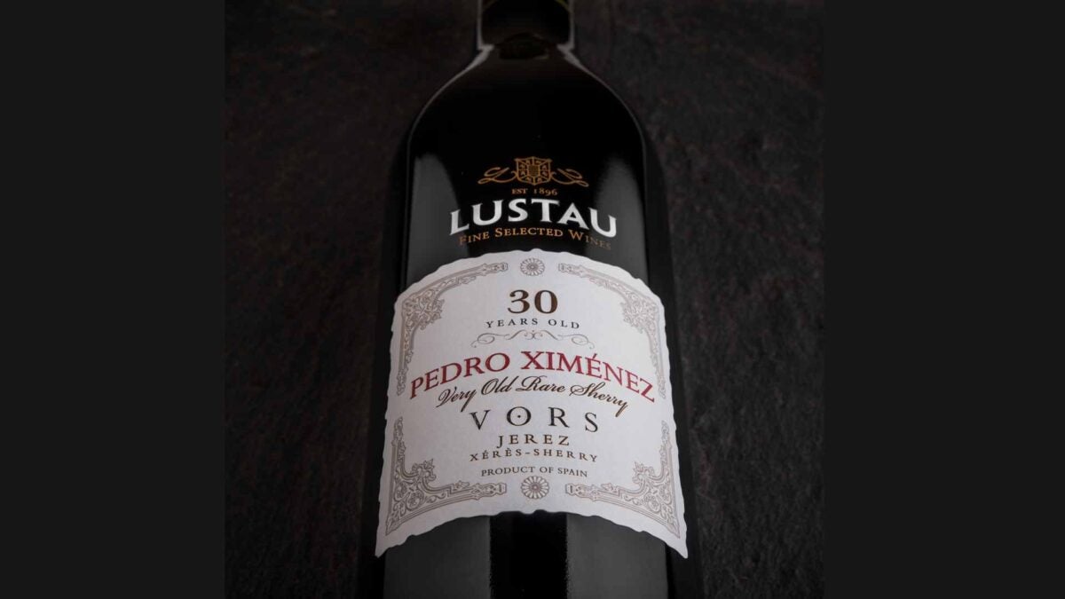 Uno de los vinos de Bodegas Lustau premiados en Londres.