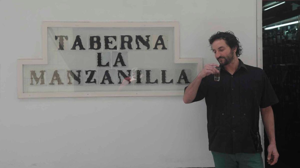 Edu fue cocinero en la Taberna La Manzanilla, el único que ha tenido.