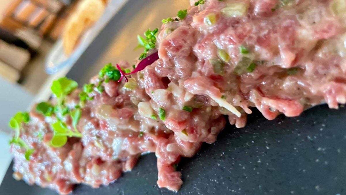 El steak tartar de retinta. | Foto: Cedida.