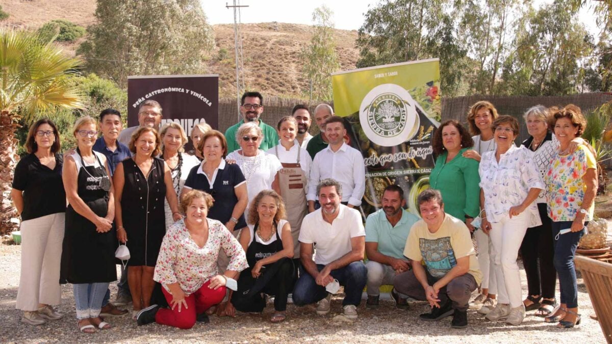 Foto de los asistentes a la jornada en El Berrueco.