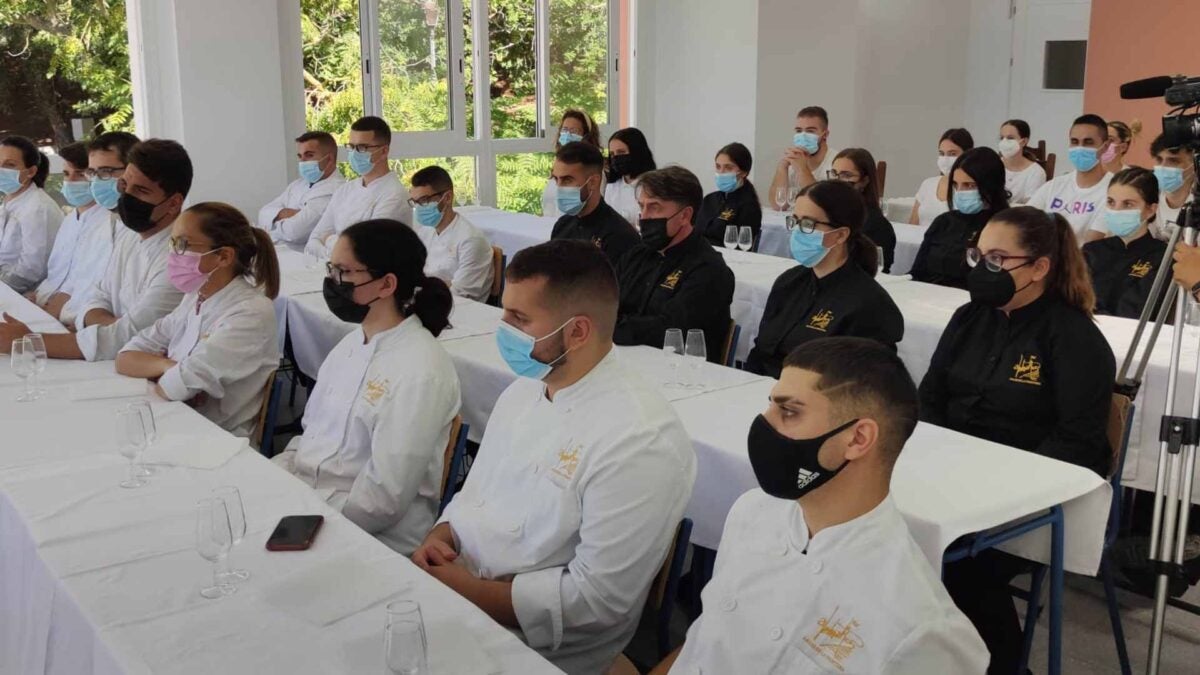 Los alumnos del IES Alminares, durante la jornada.