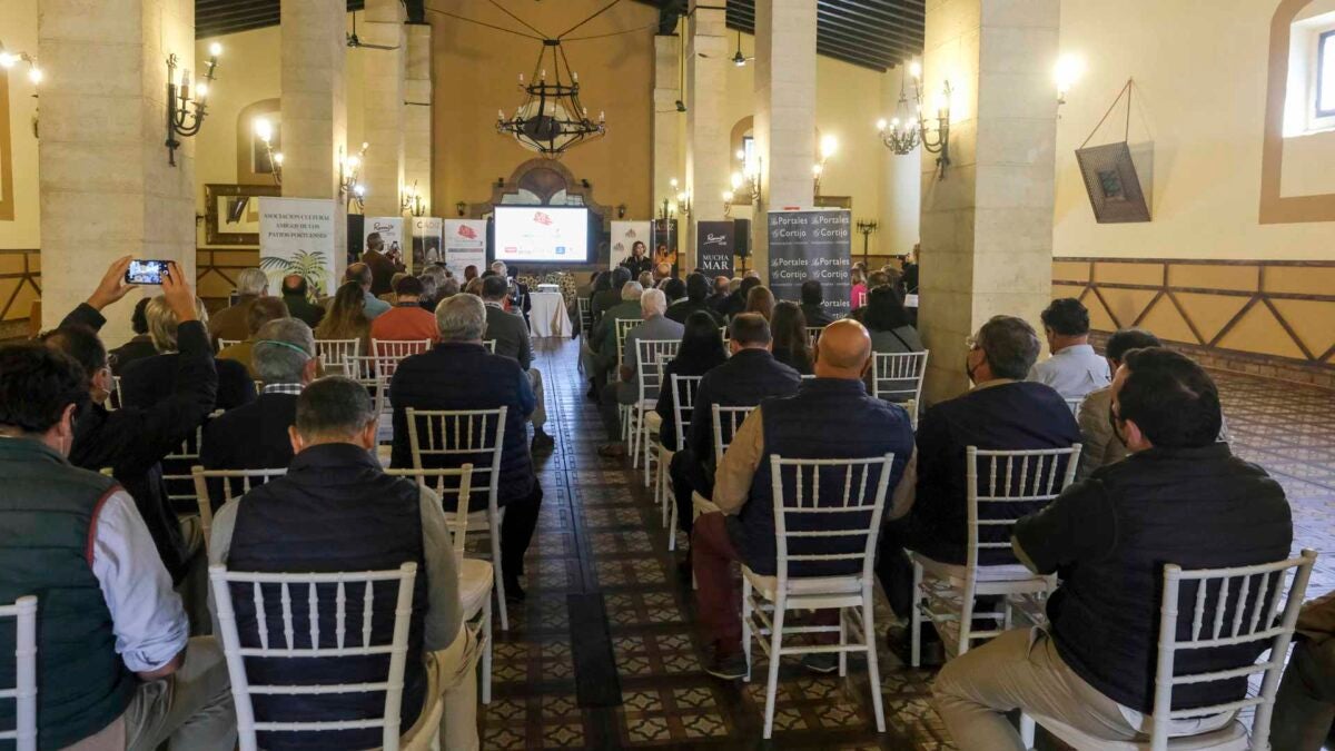 La presentación de las Jornadas del Estero y la Sal ha sido en las Bodegas El Cortijo.