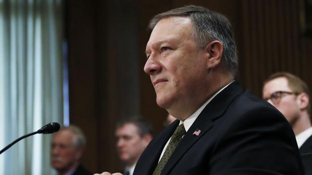 Pompeo testifica ante una comisión del Senado