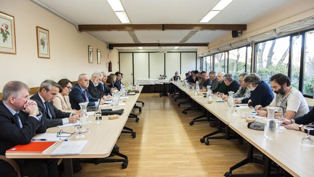 Imagen de la primera reunión del plan estratégico de Navantia entre empresa y sindicatos el pasado enero