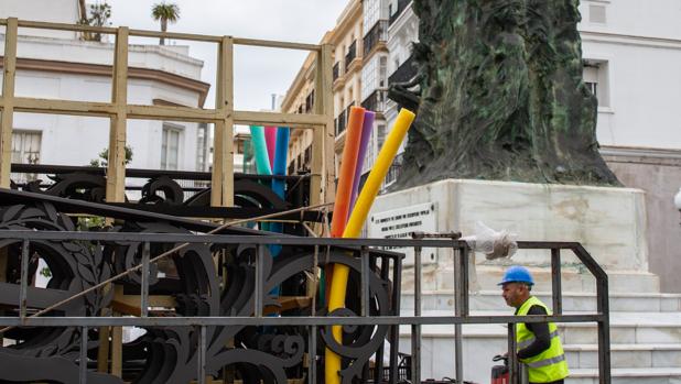 Los trabajos de enrejado se han iniciado este martes.