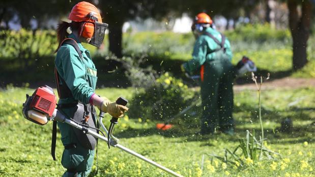 Taller de empleo para civiles en el acuartelamiento de Camposoto.