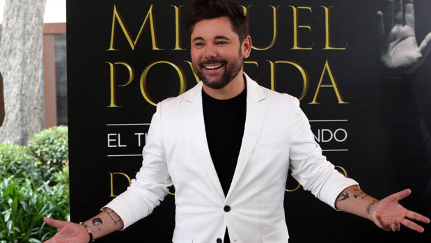 Miguel Poveda ha conseguido disco de oro con 'El Tiempo pasa volando'