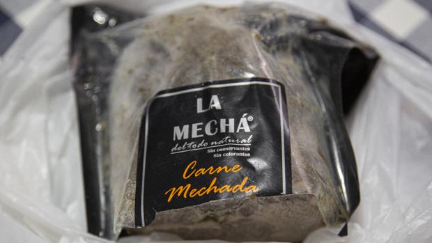 La empresa Magrudis vendío la carne mechada contaminada con la bacteria listeria.