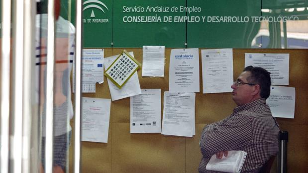 Agosto ha dejado una reducción de la cifra del paro en la provincia en 548 personas