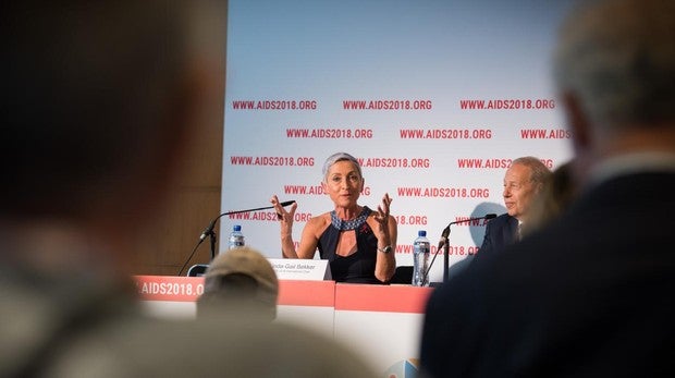 Linda Gail-Bekker, presidenta del Congreso