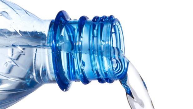 El agua tiene cero calorías