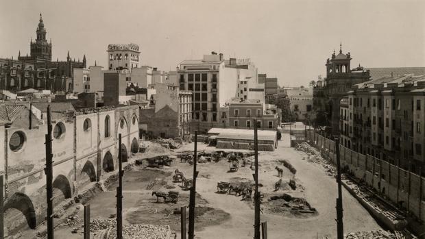 Obras en la antigua Aduana, hoy delegación de Hacienda de Sevilla